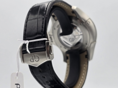 Girard Perregaux Traveller