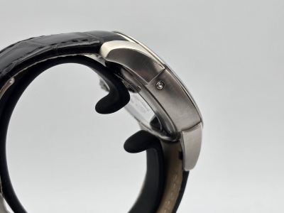 Girard Perregaux Traveller
