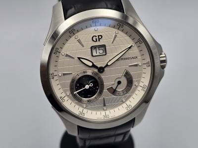 Girard Perregaux Traveller